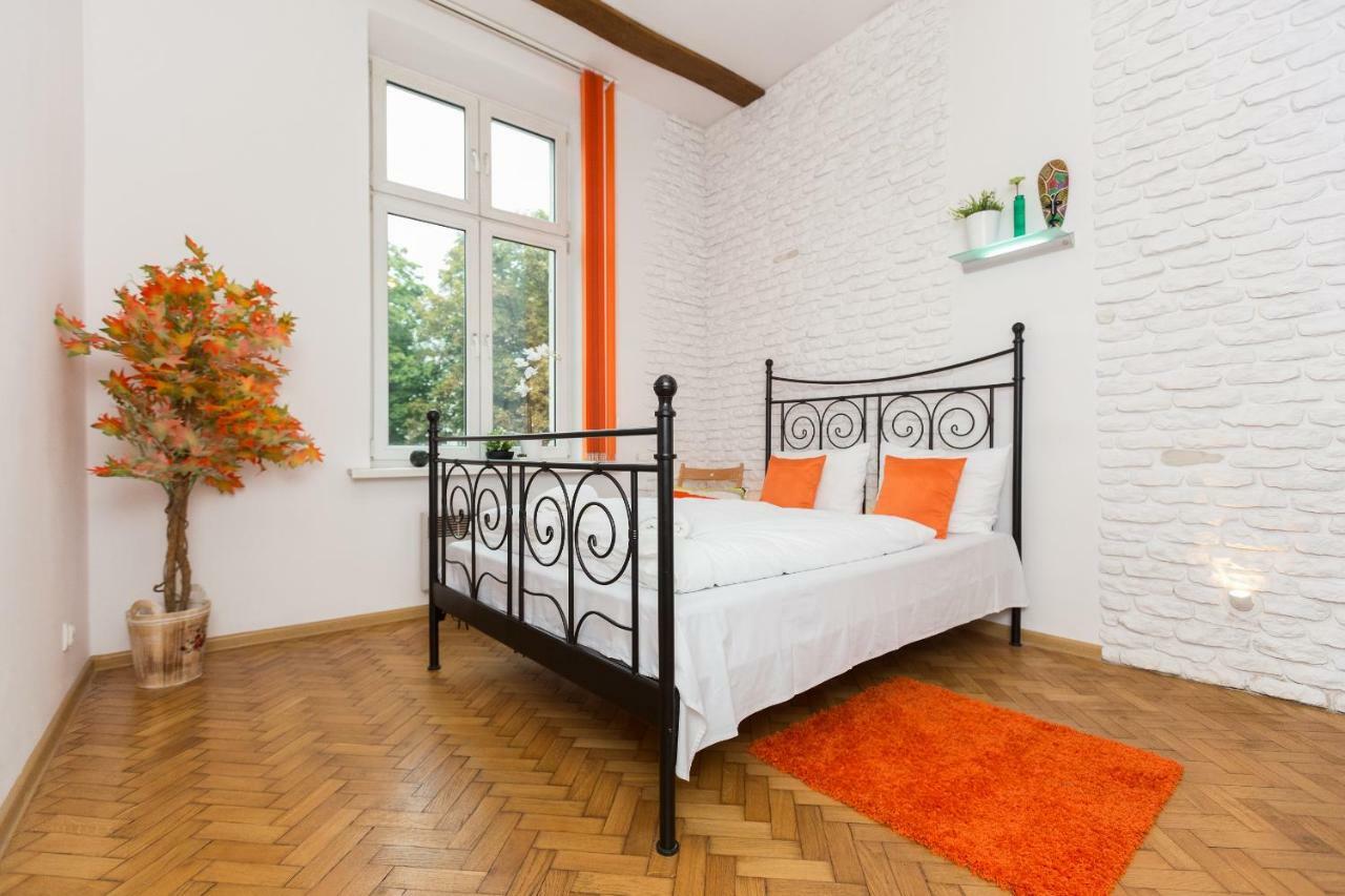 Bright And Charming- Golden Apartments&D8B Apartament *