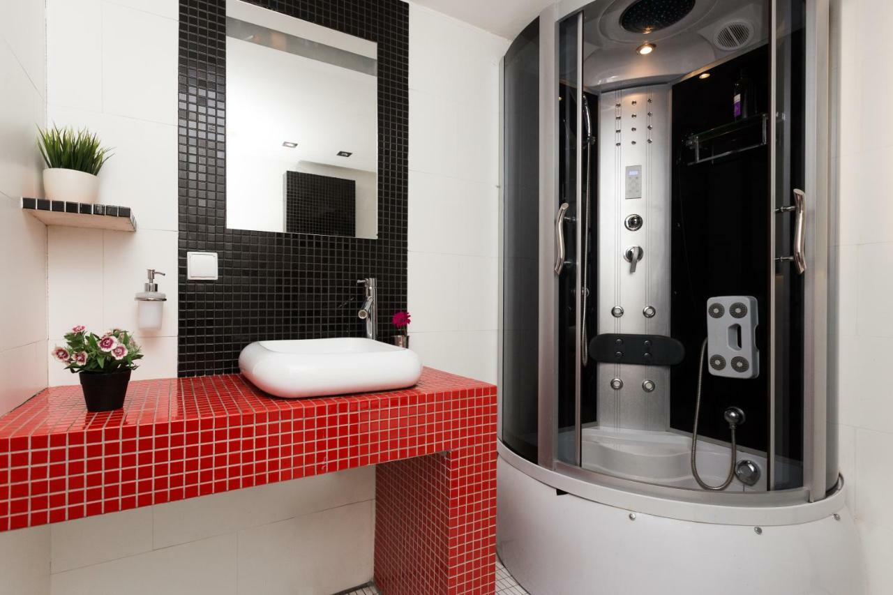 Bright And Charming- Golden Apartments&D8B Apartament Kraków